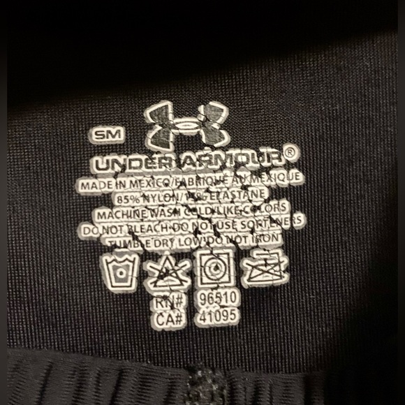 Compression Shorts - Under Armour - Small - Picture 3 of 4